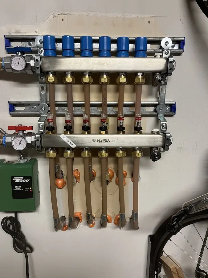 Plumber performing Gas Leak Detection at a residential property in Stuttgart